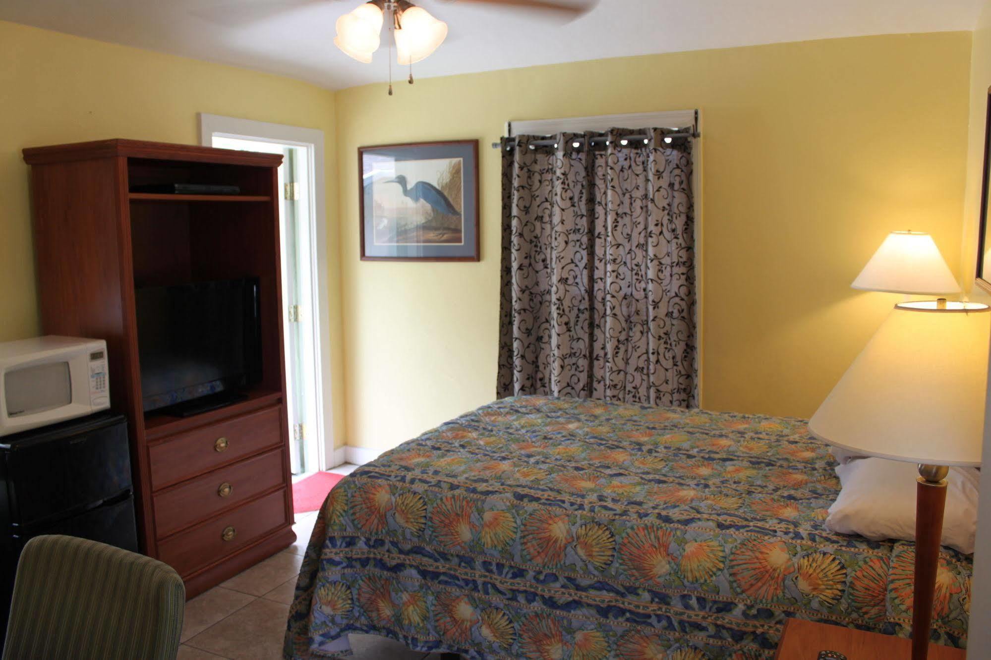 Travel Inn Of Titusville Frontenac Exterior photo